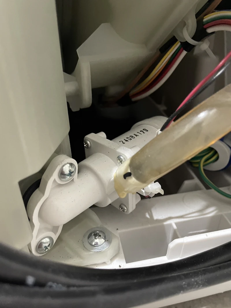 アイリスオーヤマの洗濯機が動かない原因と修理費用を徹底解説｜自分で